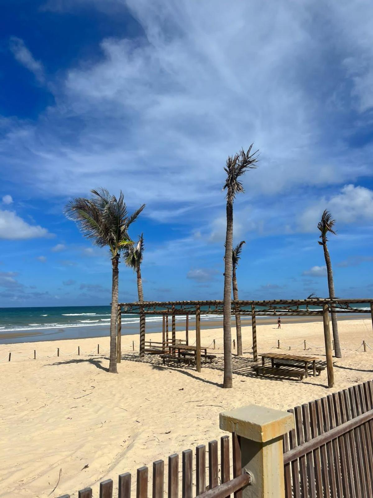 Casa Alto Padrao Beira Mar Ao Lado Do Zorah Beach Trairi - Flecheiras フレシェイラス エクステリア 写真